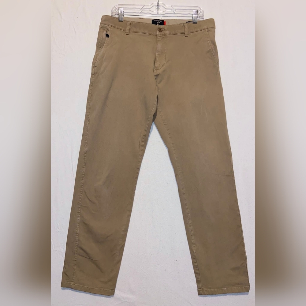 Dockers Men's Khaki Chinos